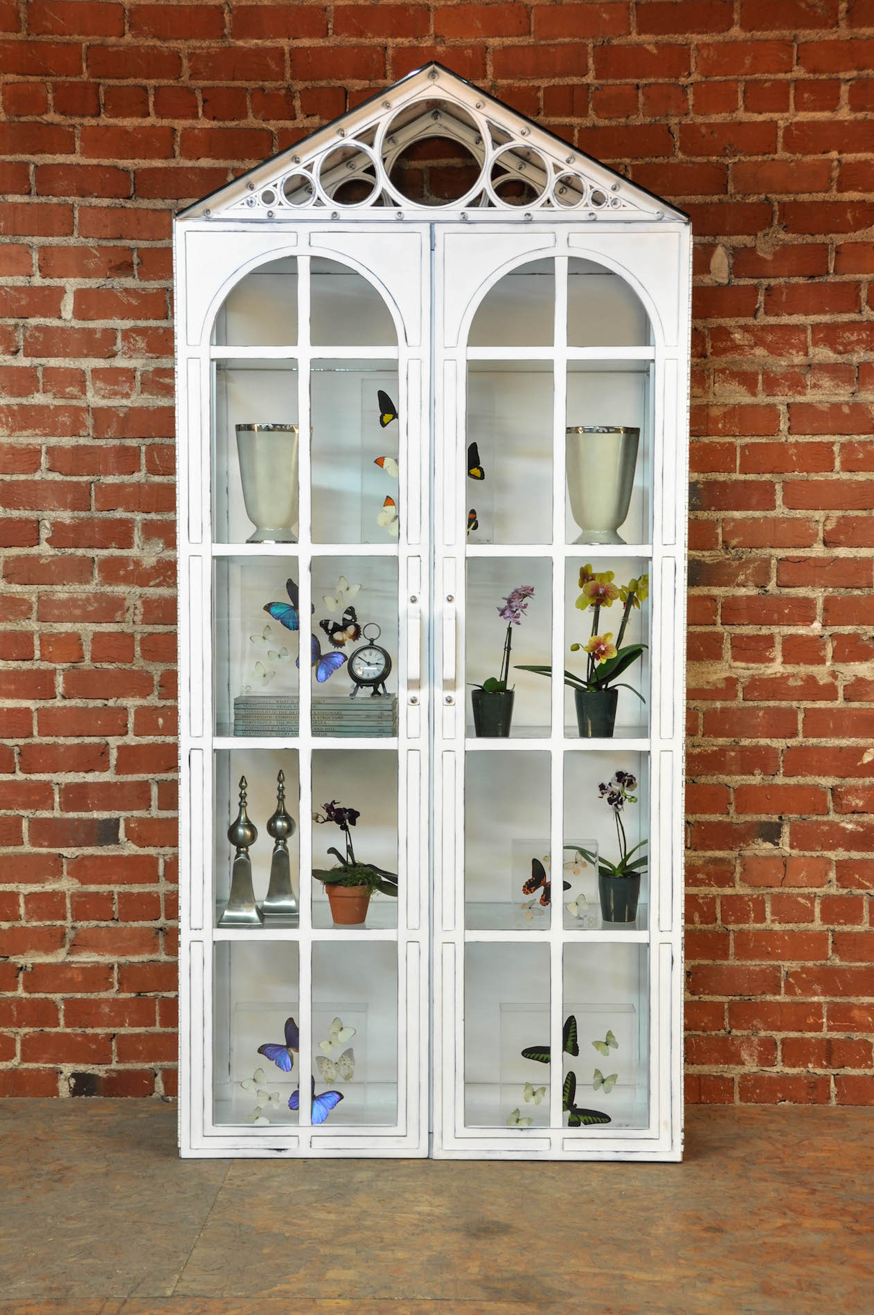 Beigefarbene Retro Vitrine : Vitrine display cabinet vintage industrial furniture Beigefarbene Retro Vitrine : Vitrine display cabinet vintage industrial furniture