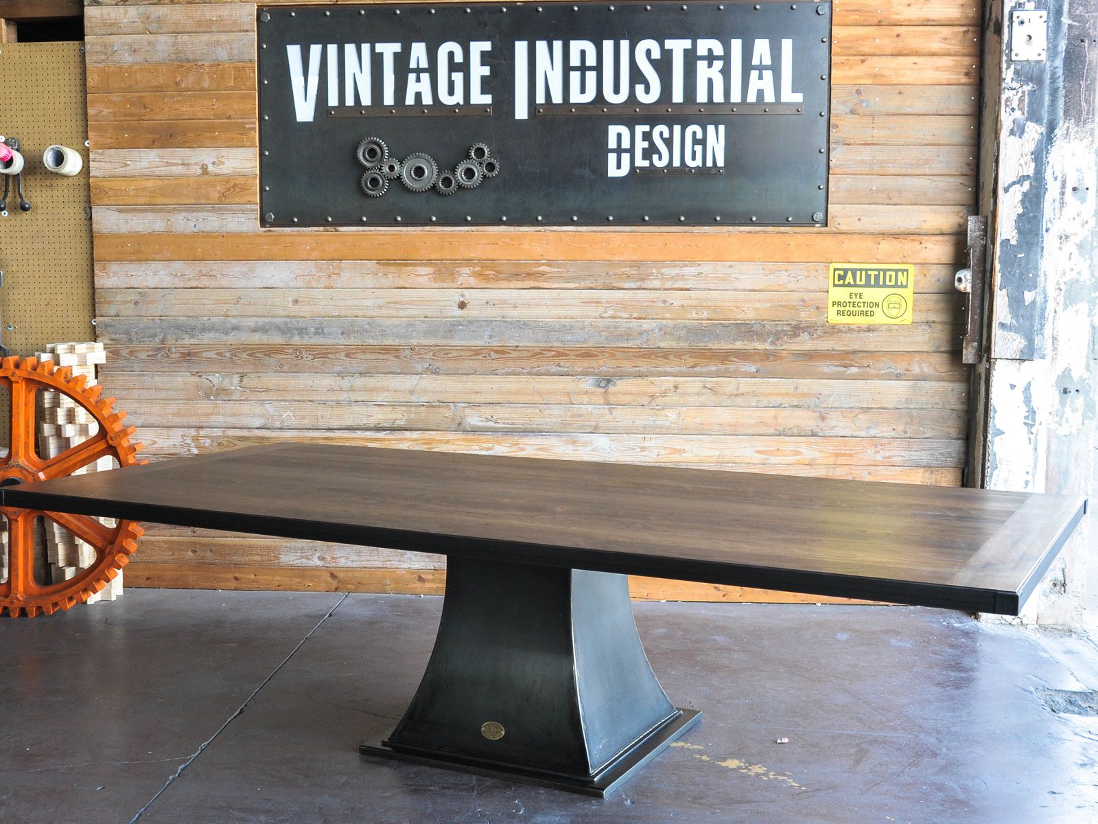 Floyd Dining Table – Vintage Industrial Furniture