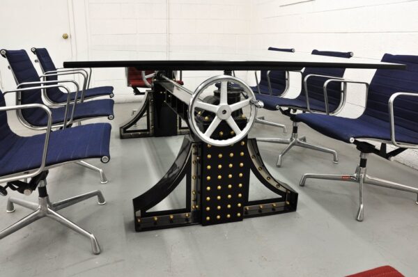 Luxury Industrial IndustriaLux Bronx Table