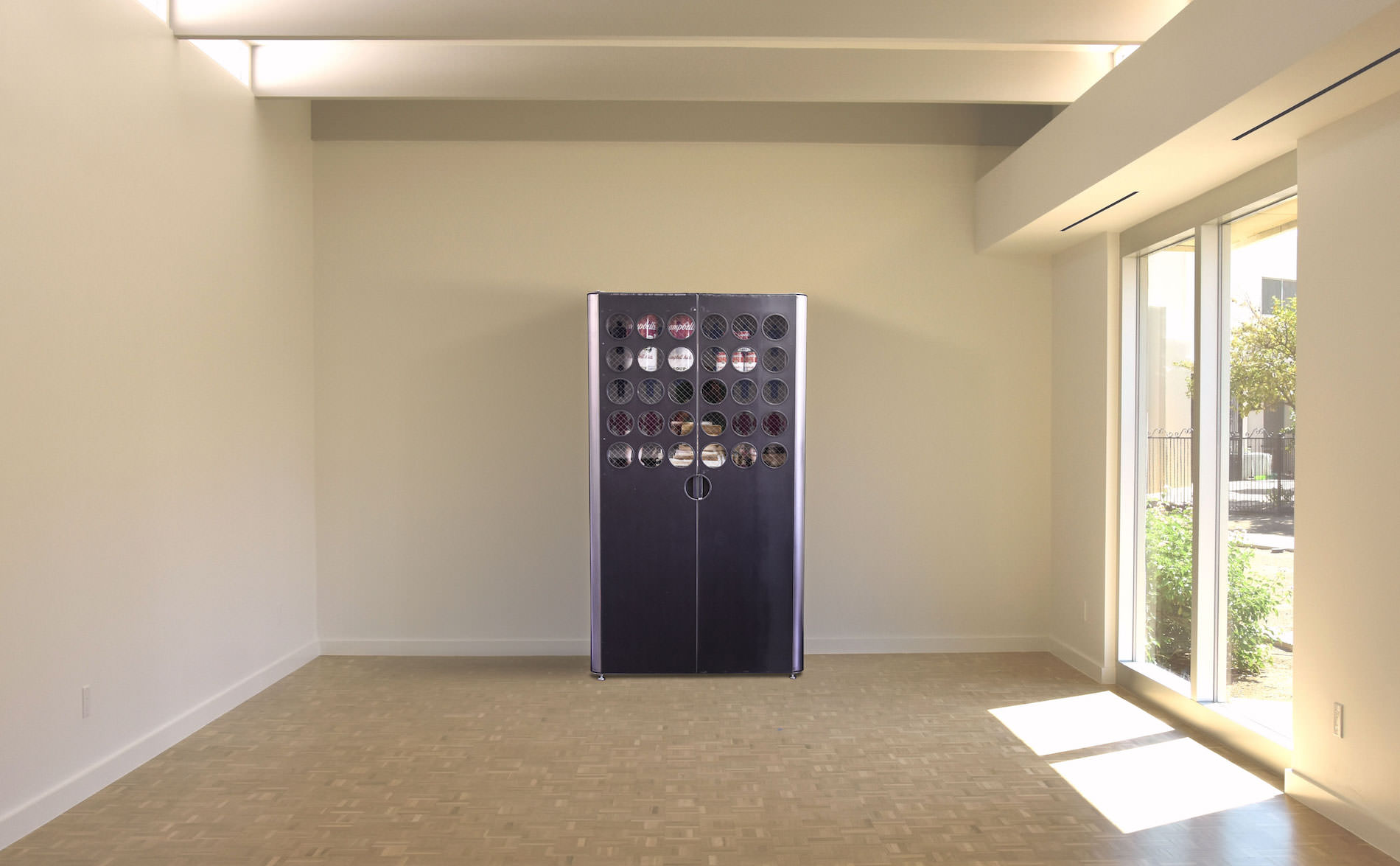 Curieux Cabinet - Image 2