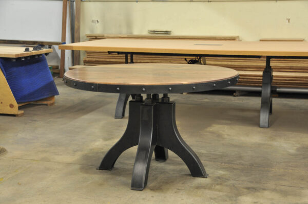 Luxury Industrial Hure Pedestal Table