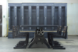 Hure Crank with Country Club Locker