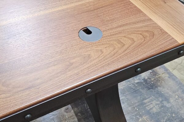 Hure Crank Desk 20250313_172435 (1) (1)