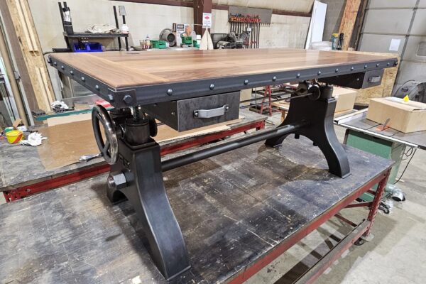 Hure Crank Desk 20250313_172540 (1) (1)